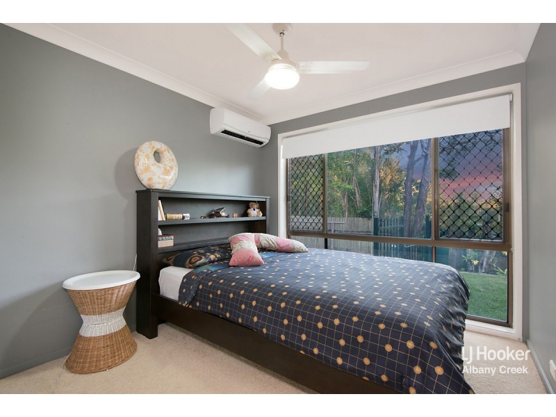 64 Collins Road, Everton Hills QLD 4053