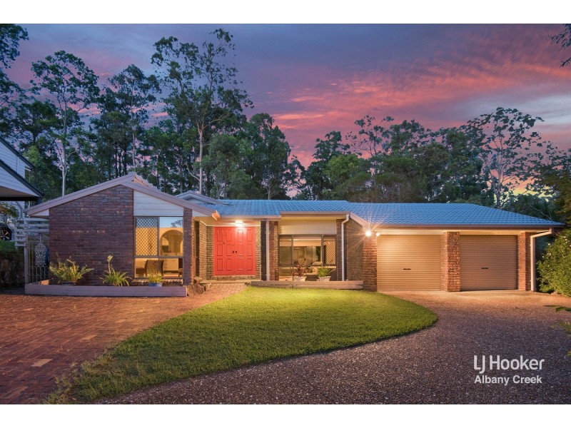 64 Collins Road, Everton Hills QLD 4053