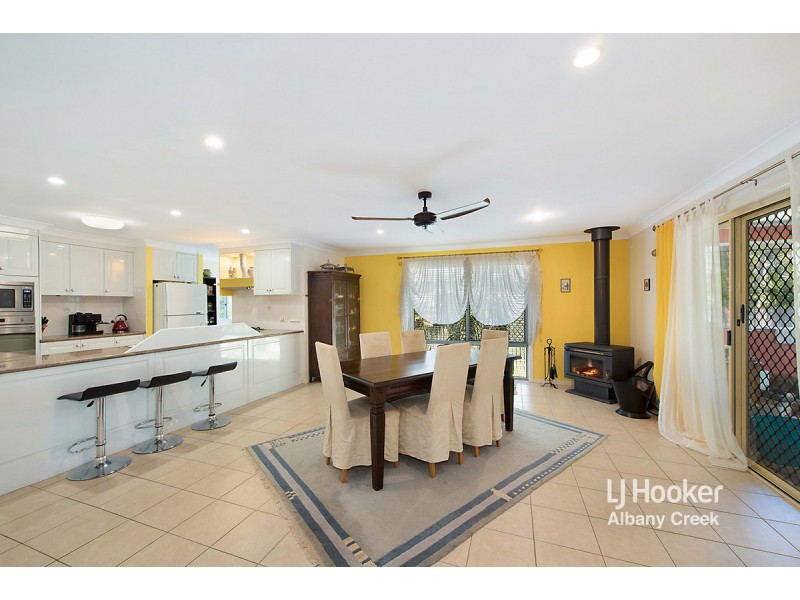 9 Silvereye Crescent, Albany Creek QLD 4035