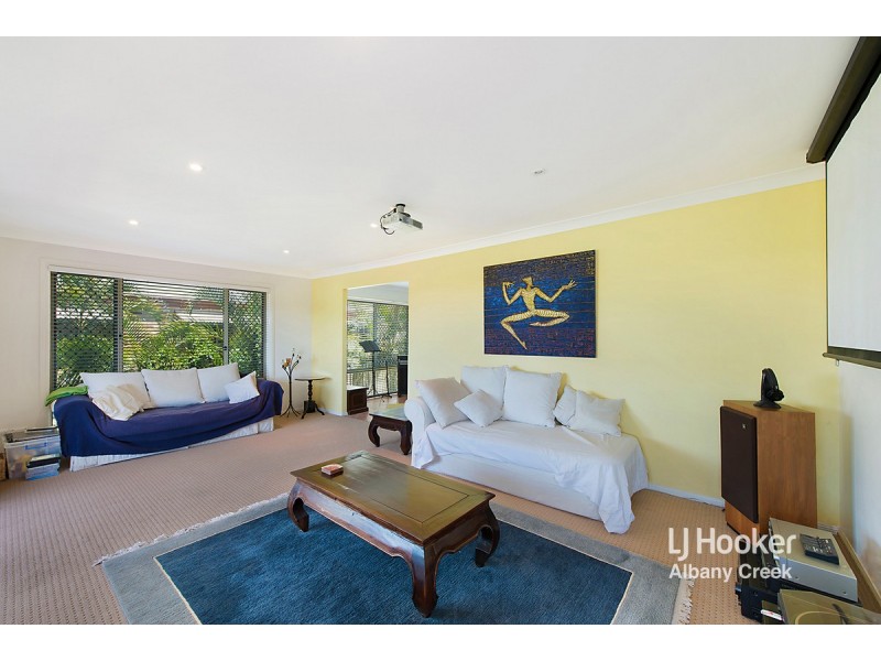 9 Silvereye Crescent, Albany Creek QLD 4035