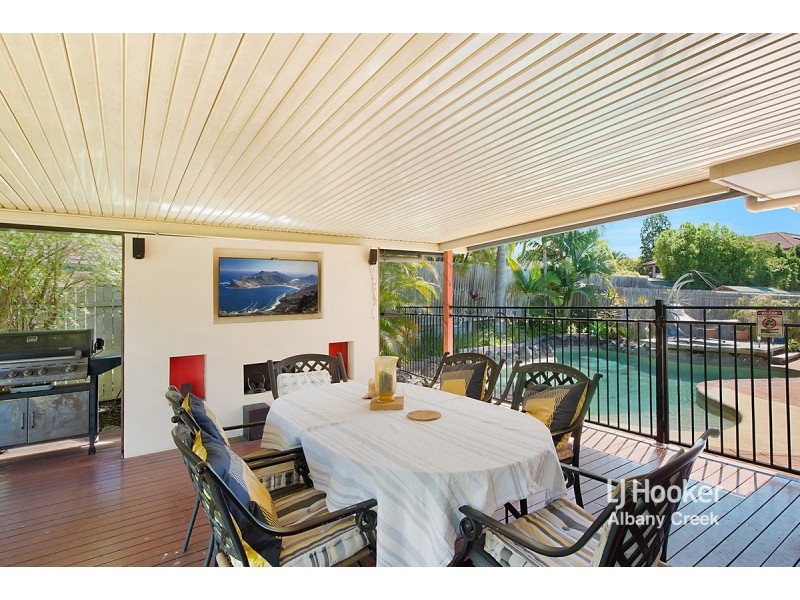 9 Silvereye Crescent, Albany Creek QLD 4035