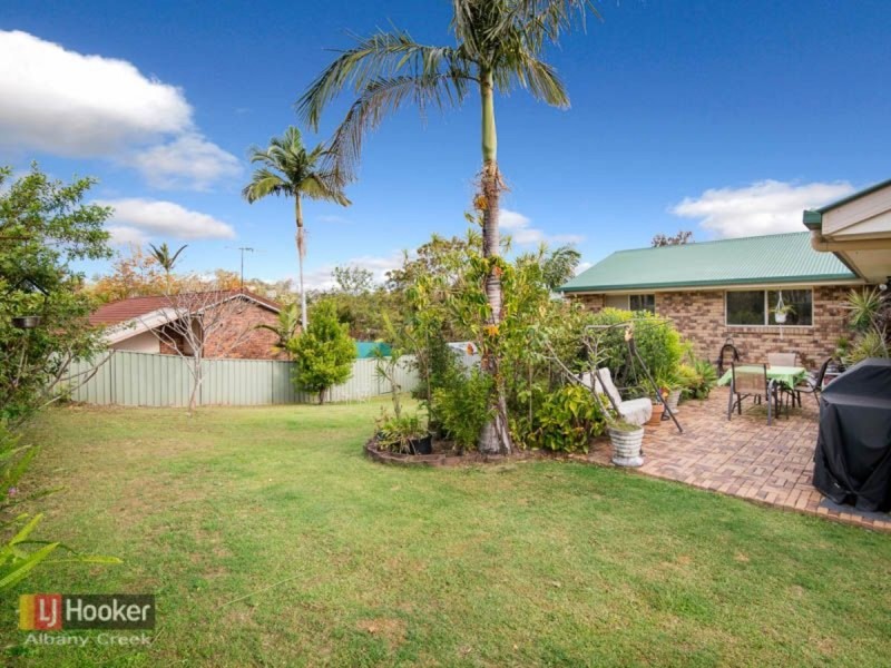 11 Atoll Crescent, Eatons Hill QLD 4037