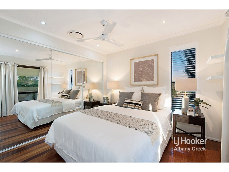 12 Daniel Drive, Albany Creek QLD 4035