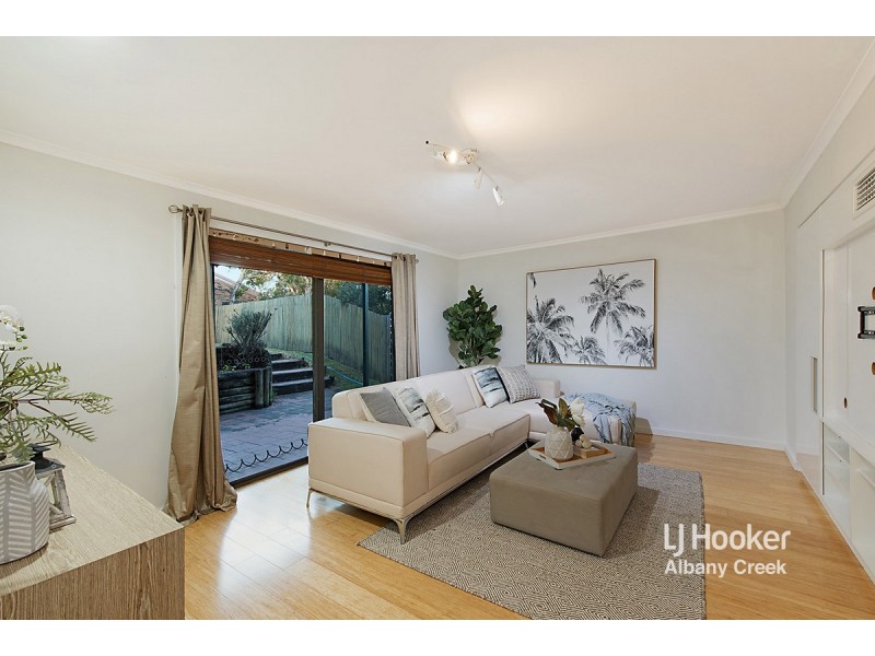 12 Daniel Drive, Albany Creek QLD 4035