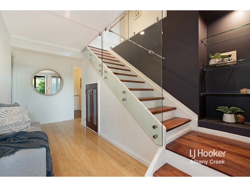 12 Daniel Drive, Albany Creek QLD 4035