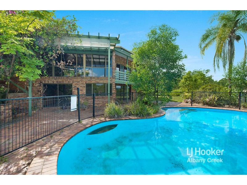 596 Eatons Crossing Road, Clear Mountain QLD 4500