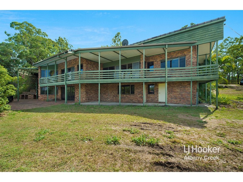 596 Eatons Crossing Road, Clear Mountain QLD 4500