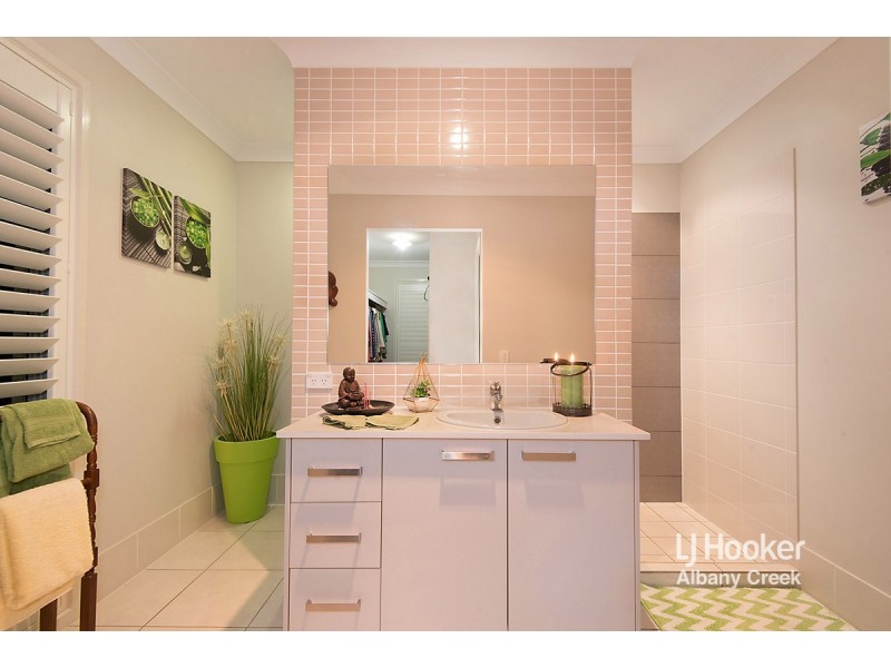 2 Barambah Circuit, Warner QLD 4500