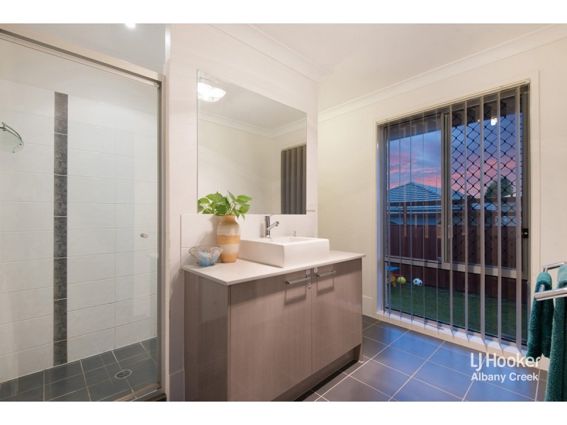 1 Lewis Lane, Warner QLD 4500