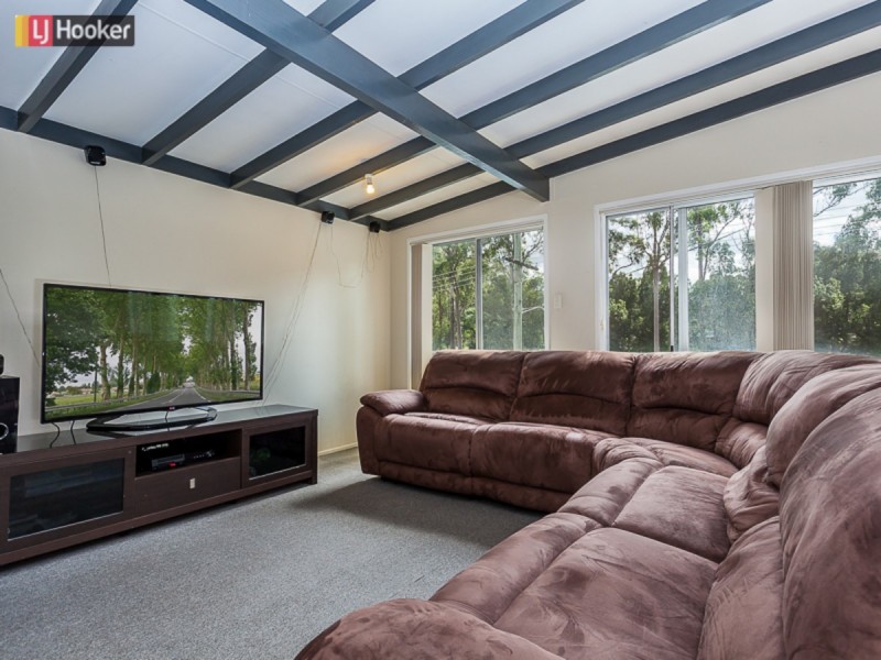 34 Kurwongbah Drive, Petrie QLD 4502