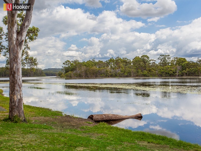 34 Kurwongbah Drive, Petrie QLD 4502