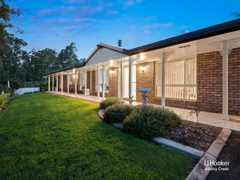 27 Montego Court, Eatons Hill QLD 4037