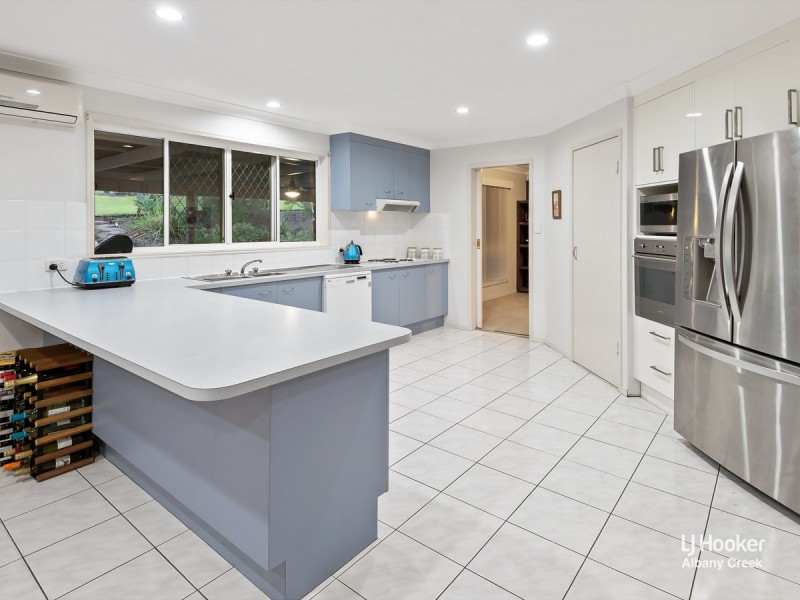 27 Montego Court, Eatons Hill QLD 4037