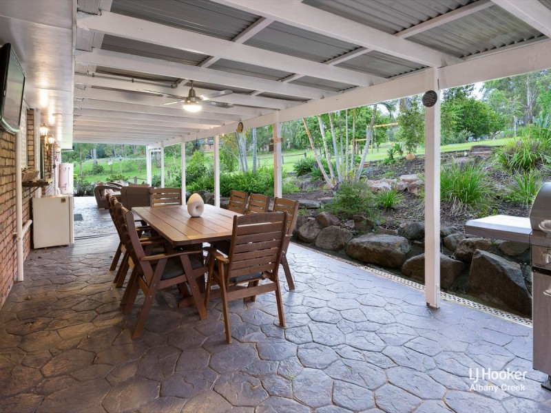 27 Montego Court, Eatons Hill QLD 4037