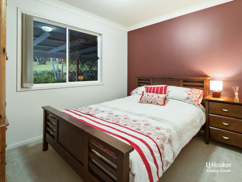 27 Montego Court, Eatons Hill QLD 4037