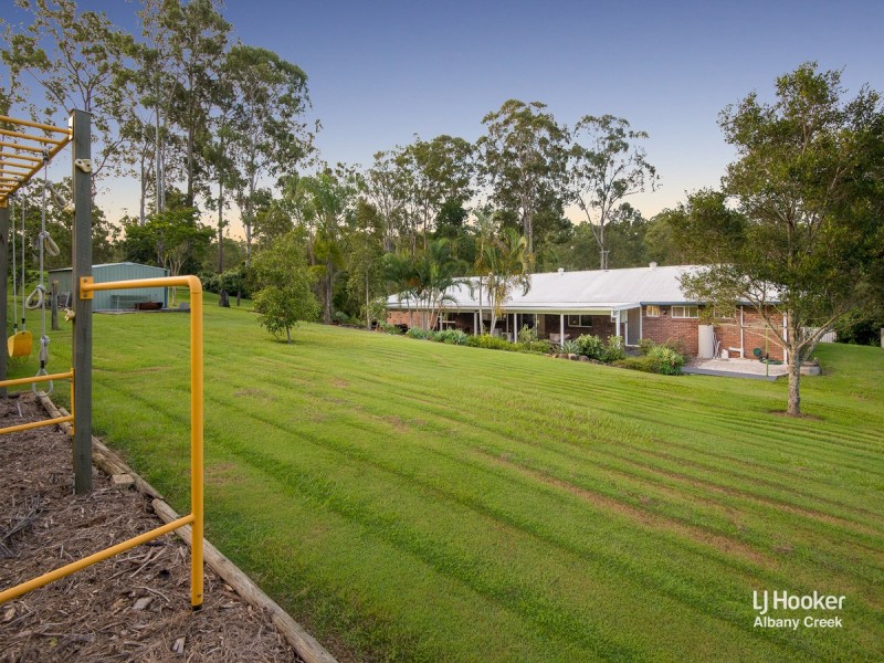27 Montego Court, Eatons Hill QLD 4037