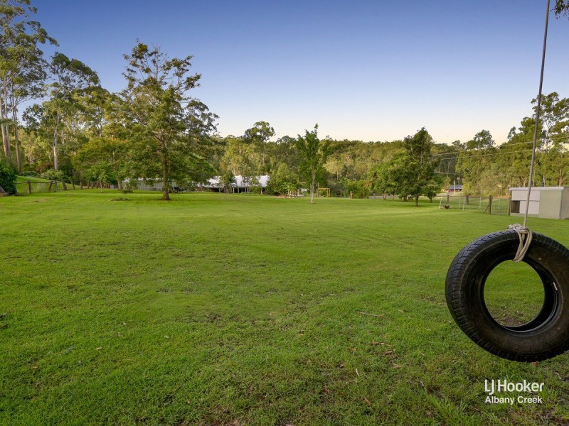 27 Montego Court, Eatons Hill QLD 4037