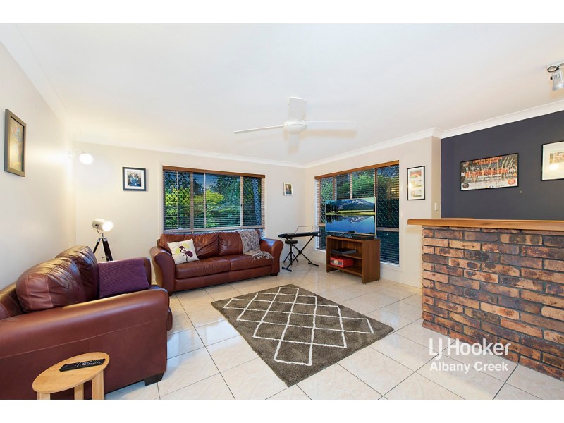 1 Kingfisher Street, Albany Creek QLD 4035