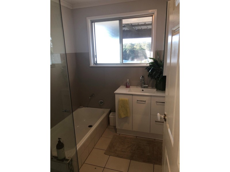 36 Bunya Park Drive, Eatons Hill QLD 4037