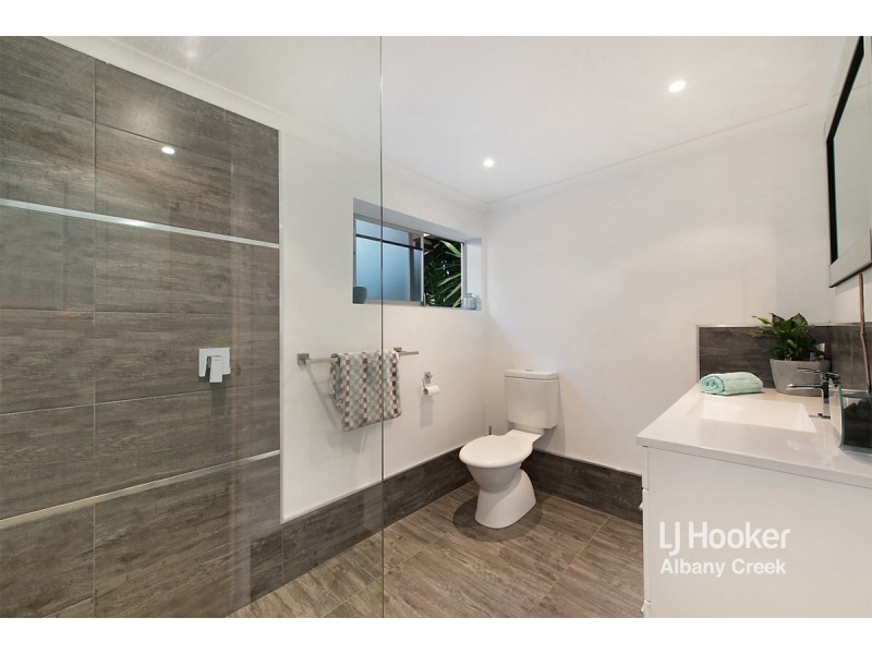 30 Bowen Avenue, Albany Creek QLD 4035