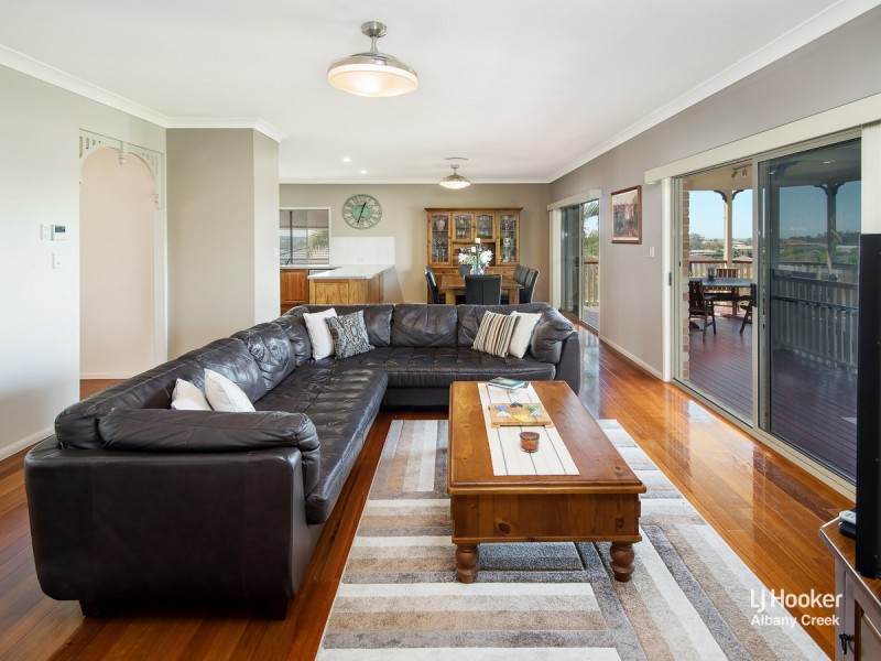 5 Lambertia Court, Albany Creek QLD 4035