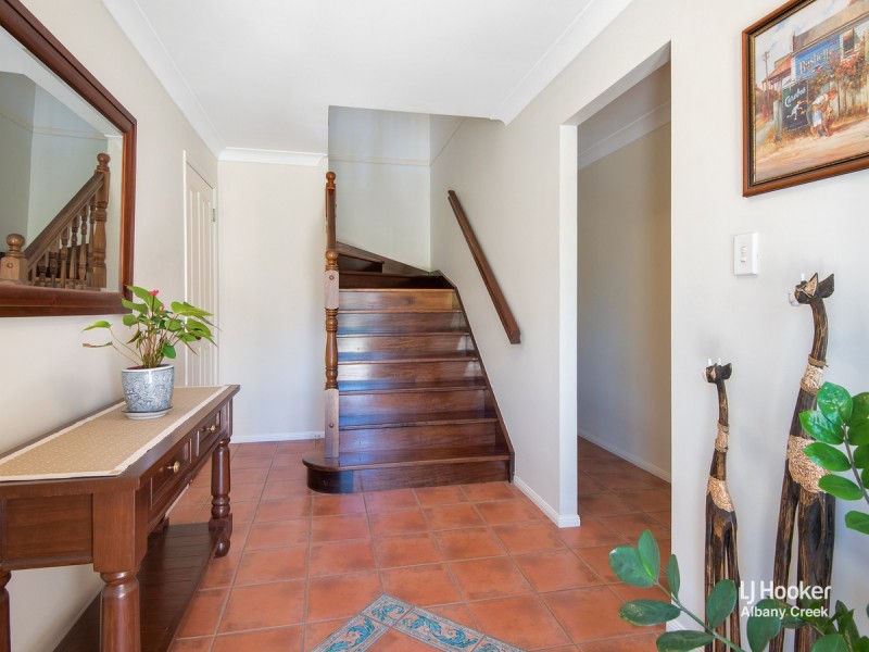 5 Lambertia Court, Albany Creek QLD 4035