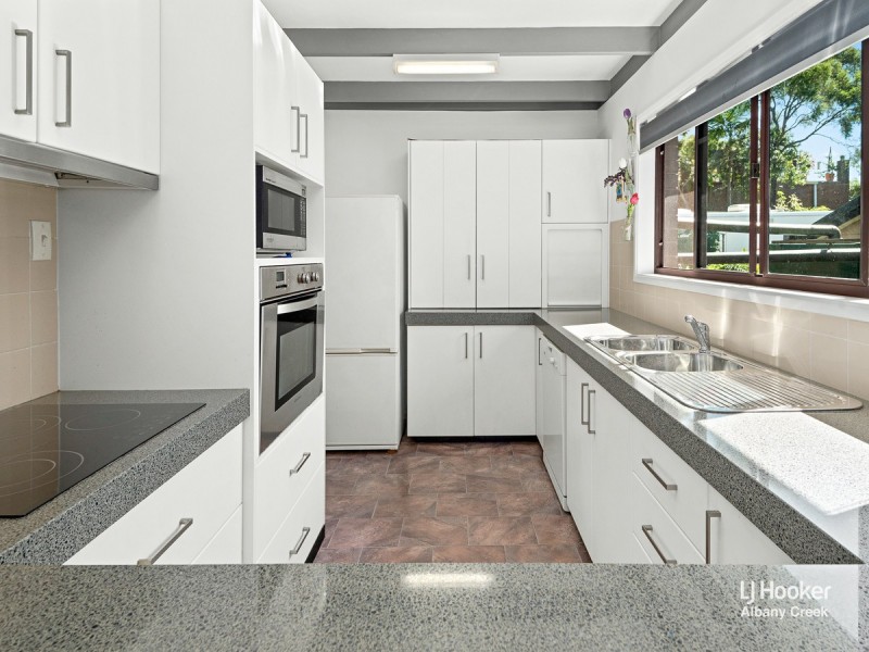 66 Bunya Park Drive, Eatons Hill QLD 4037