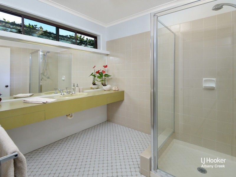 66 Bunya Park Drive, Eatons Hill QLD 4037