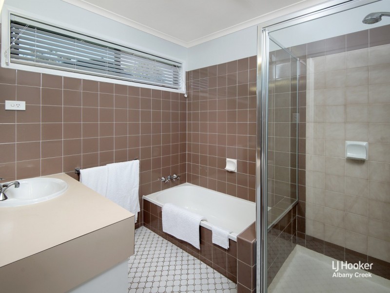 66 Bunya Park Drive, Eatons Hill QLD 4037