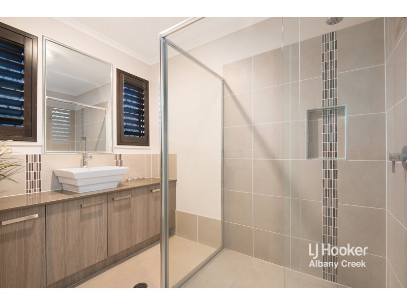 158 Brisbane Road, Warner QLD 4500