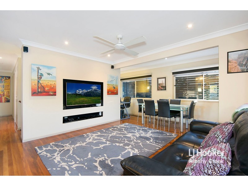 11 Levant Street, Albany Creek QLD 4035