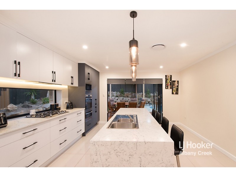 24 Challinor Drive, Albany Creek QLD 4035