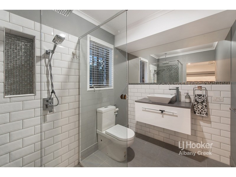 24 Challinor Drive, Albany Creek QLD 4035