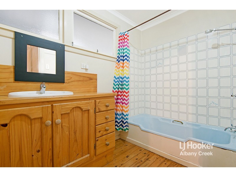 15 Centre Street, Strathpine QLD 4500