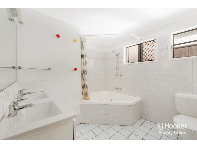 3 Windemere Court, Albany Creek QLD 4035