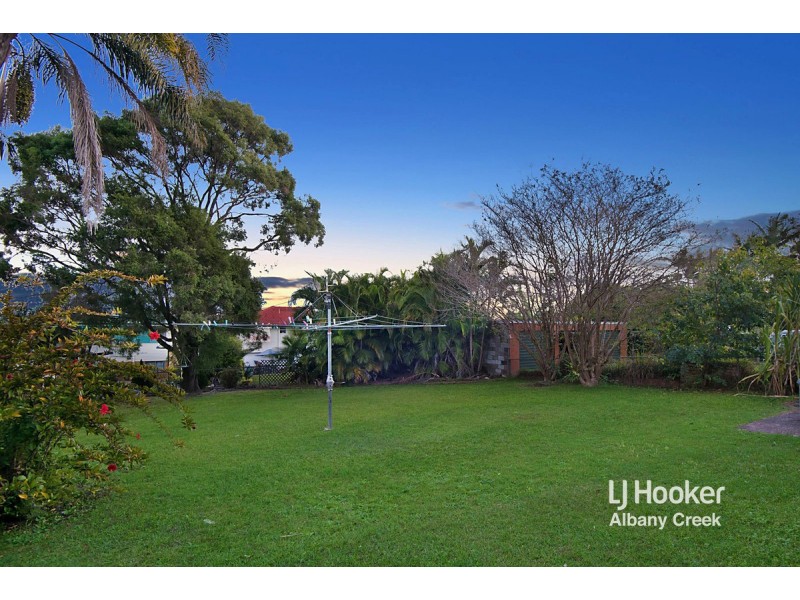 8 Peter Street, Strathpine QLD 4500