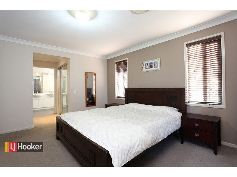 42 Ballyalla Crescent, Warner QLD 4500