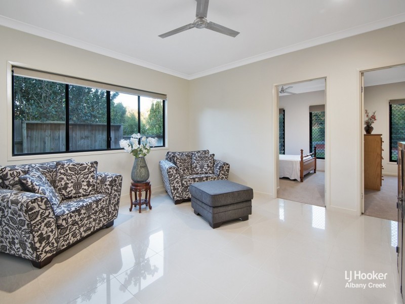 5 Teatree Close, Samford Valley QLD 4520