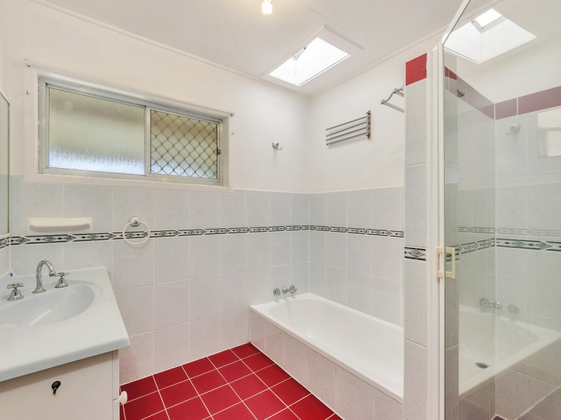 11 Seligan Street, Albany Creek QLD 4035