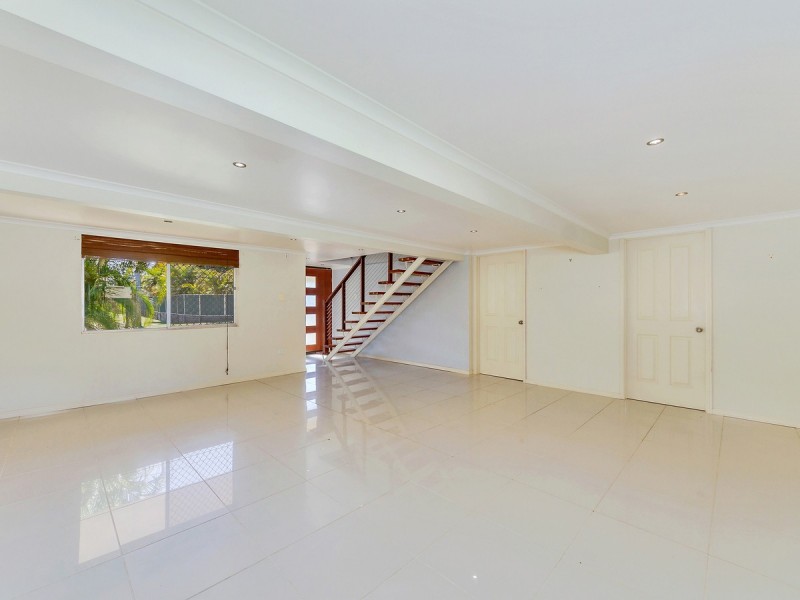 11 Seligan Street, Albany Creek QLD 4035