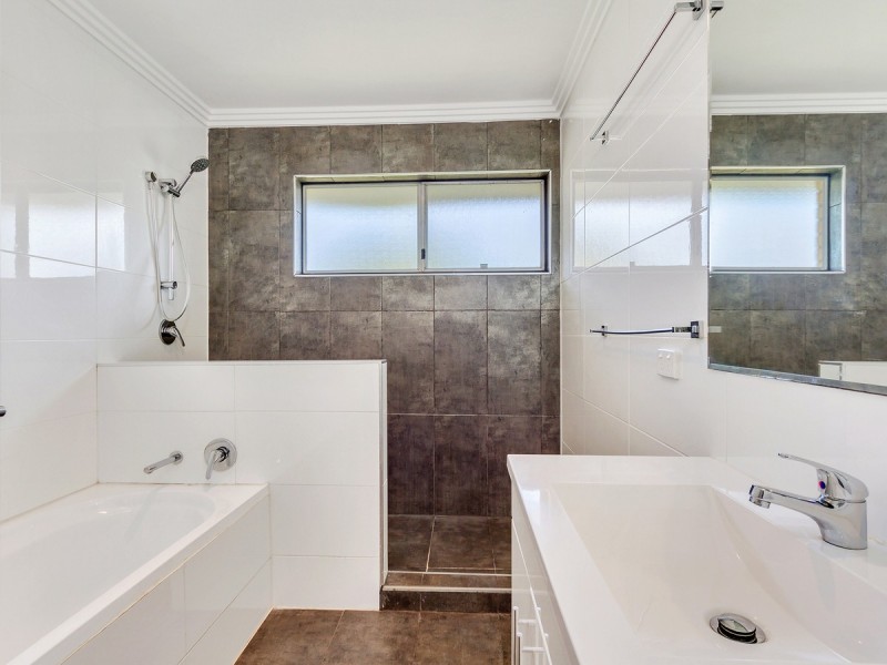 5 Maud Street, Albany Creek QLD 4035
