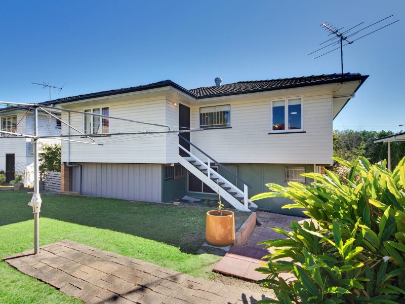 756 Rode Road, Chermside West QLD 4032