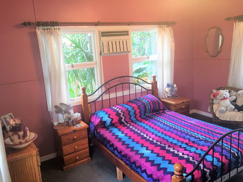 17 Basnett Street, Chermside West QLD 4032