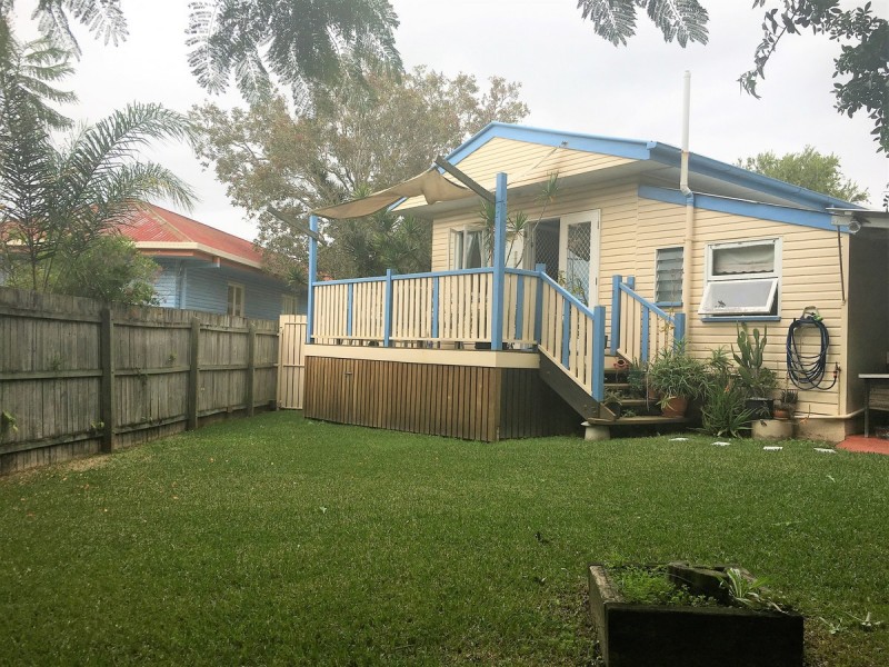 17 Basnett Street, Chermside West QLD 4032