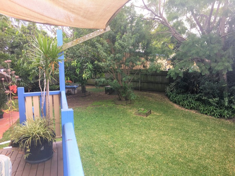 17 Basnett Street, Chermside West QLD 4032