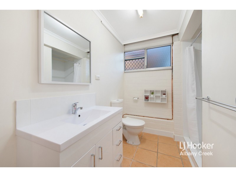 50 Strathford Avenue, Albany Creek QLD 4035