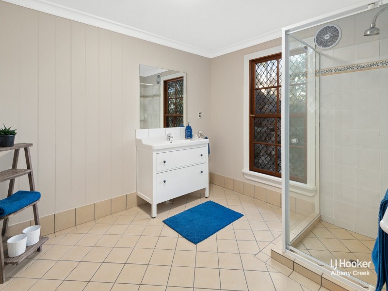 11 Bracken Court, Cashmere QLD 4500