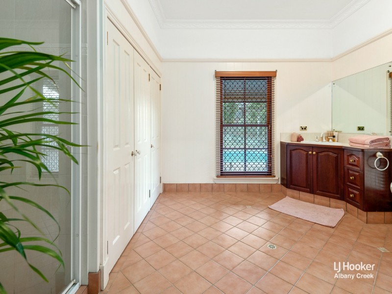 11 Bracken Court, Cashmere QLD 4500