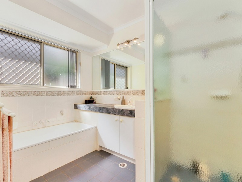 20 Brighton Court, Albany Creek QLD 4035