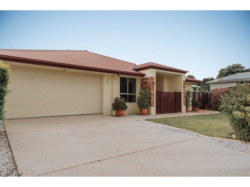 5 Confluence Court, Eatons Hill QLD 4037